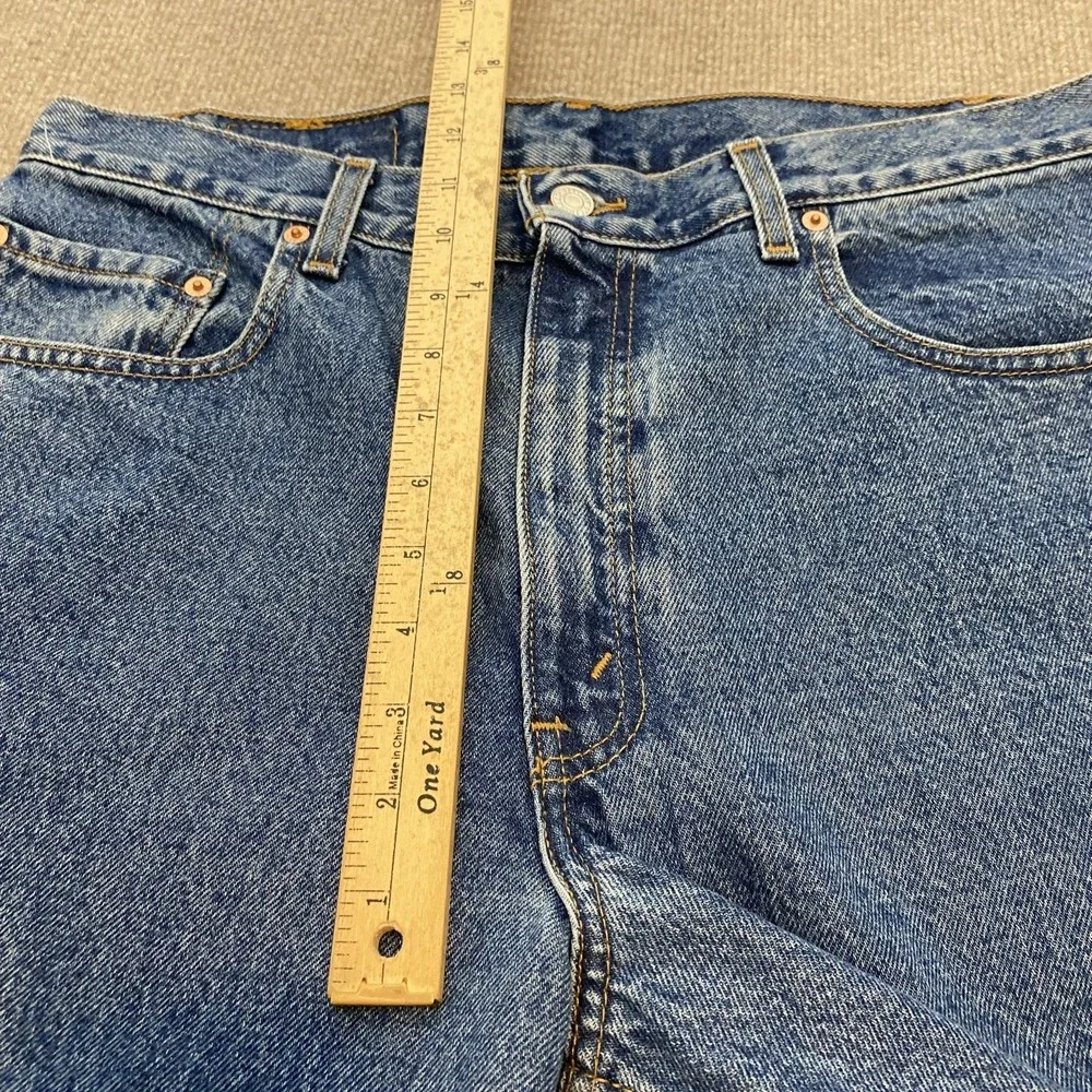 Vintage Levis Jeans Mens 34x34 Fits 34x36 560 Relaxed Tapered 90s 1999 Classic